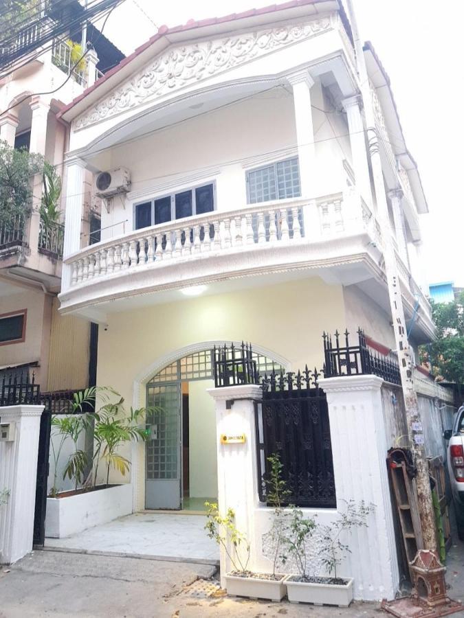Apartamento Dimocrata Phnom Penh Exterior foto